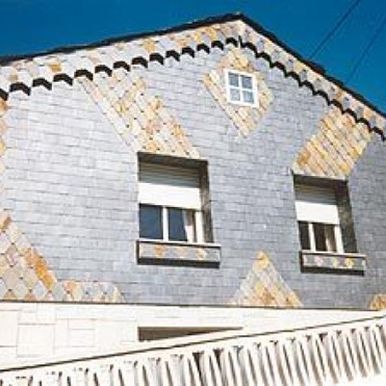 Cubiertas del Norte fachada en loza